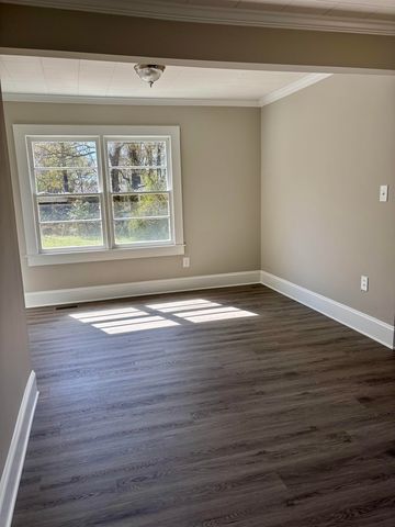 37 Bishop St, Inman, SC 29349