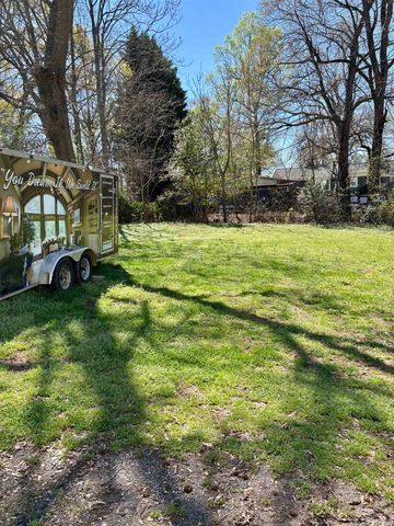 37 Bishop St, Inman, SC 29349