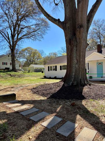 37 Bishop St, Inman, SC 29349