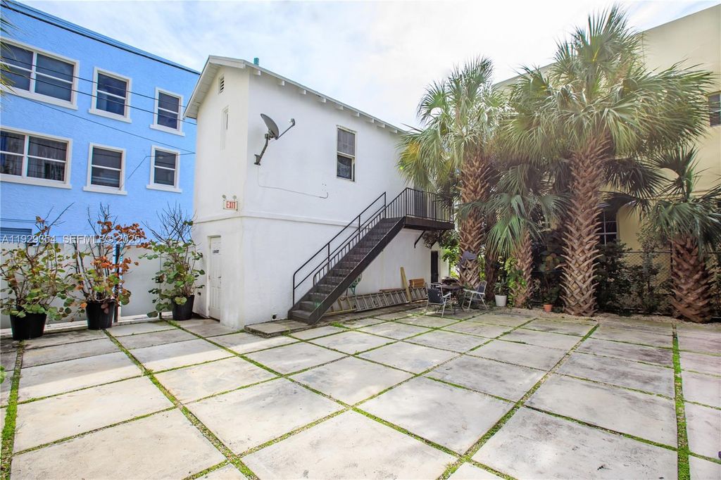 Image 5 of property listing at 1345 Pennsylvania Ave, Miami Beach, FL 33139
