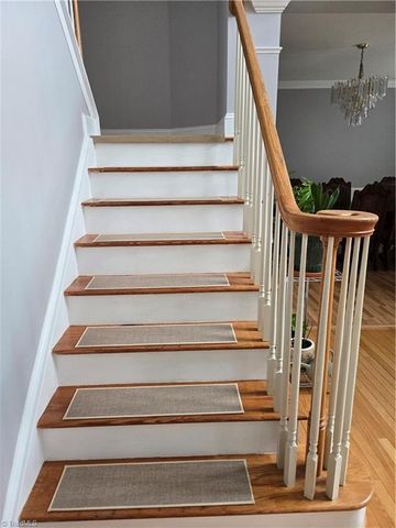 3405 Peninsula Drive, Jamestown, NC 27282