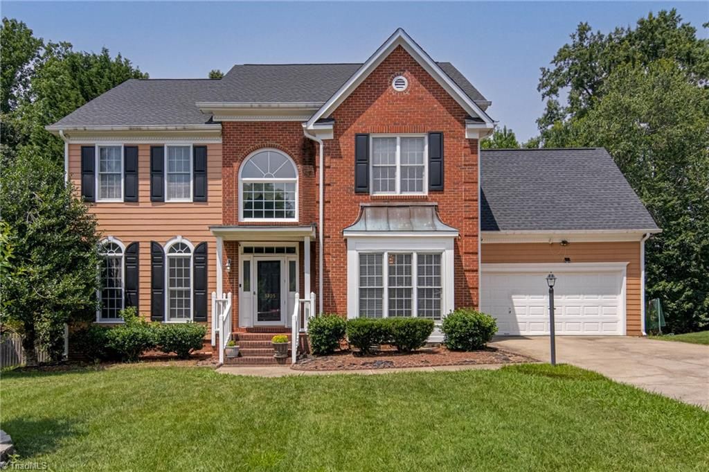 3405 Peninsula Drive, Jamestown, NC 27282