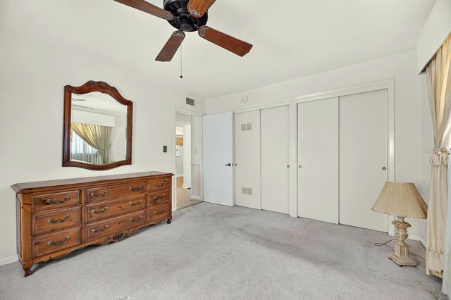 521 S LARRY CIRCLE, Brandon, FL 33511