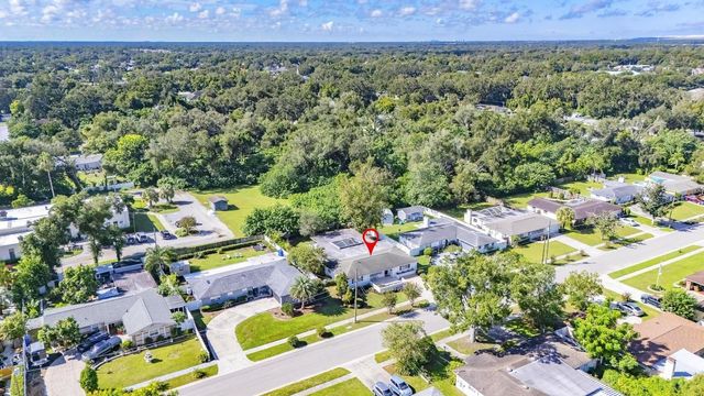 521 S LARRY CIRCLE, Brandon, FL 33511