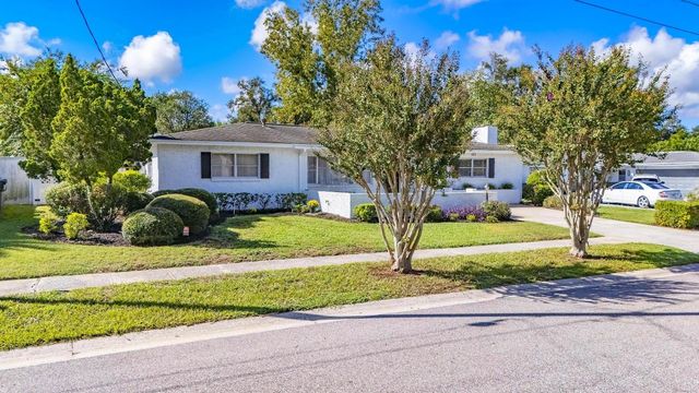 521 S LARRY CIRCLE, Brandon, FL 33511