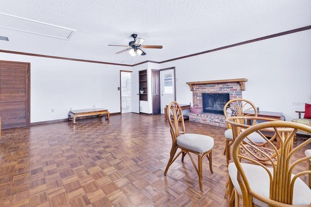 521 S LARRY CIRCLE, Brandon, FL 33511