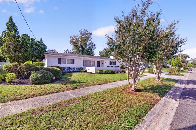 521 S LARRY CIRCLE, Brandon, FL 33511