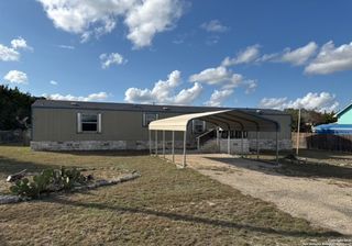262 private road 1509, Bandera, TX 78003