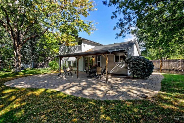 6071 N Drake Way, Garden City, ID 83714