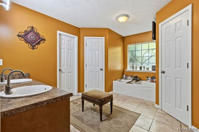 51 Kingston Drive, Pike Road, AL 36064