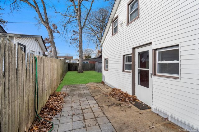 84 Pleasure Avenue, Lake Ronkonkoma, NY 11779