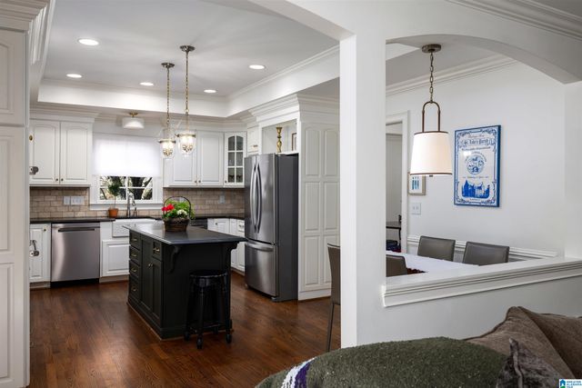 2201 CHANTICLEER LANE, Vestavia Hills, AL 35216