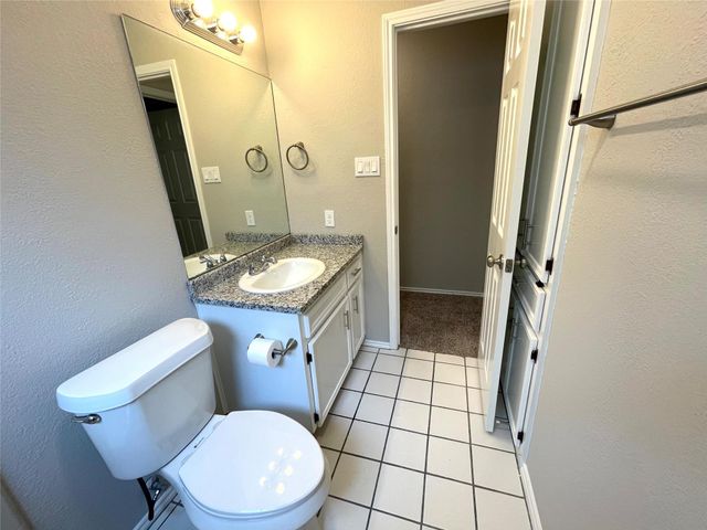 1008 Cresswell DR, Pflugerville, TX 78660