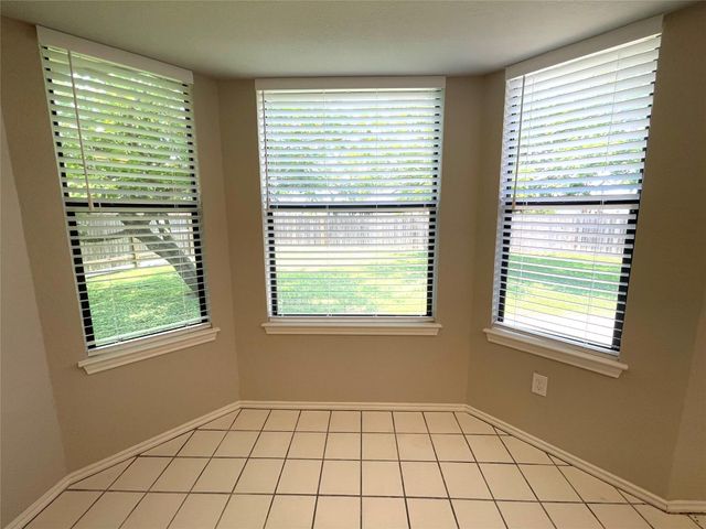 1008 Cresswell DR, Pflugerville, TX 78660