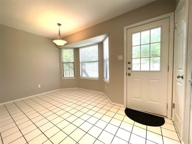 1008 Cresswell DR, Pflugerville, TX 78660
