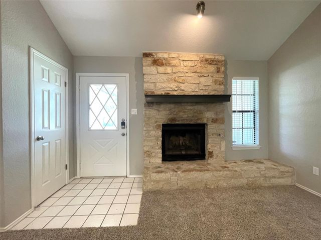1008 Cresswell DR, Pflugerville, TX 78660