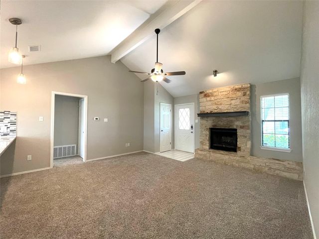 1008 Cresswell DR, Pflugerville, TX 78660