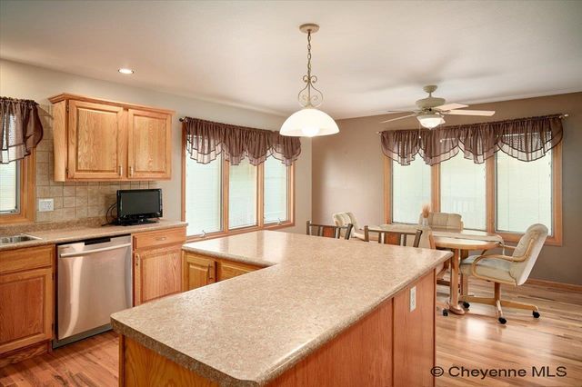 6224 NORTHVIEW DR, Cheyenne, WY 82009