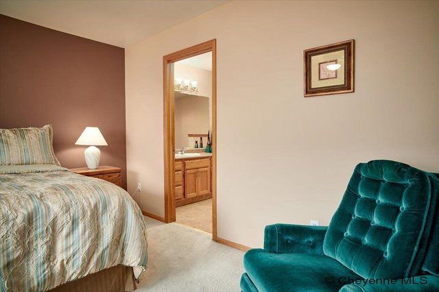 6224 NORTHVIEW DR, Cheyenne, WY 82009