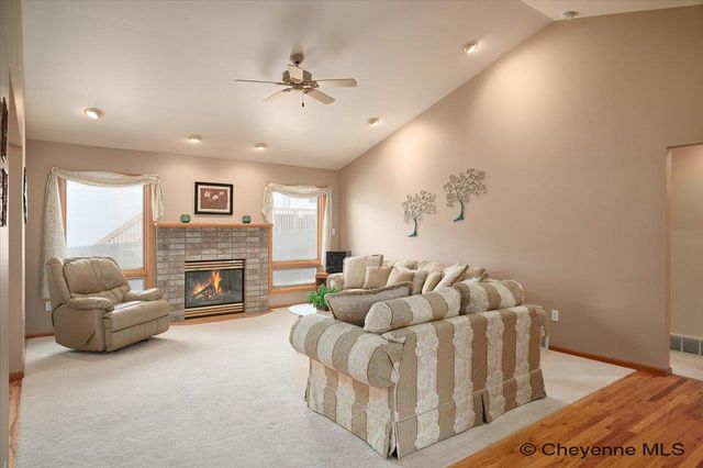 6224 NORTHVIEW DR, Cheyenne, WY 82009