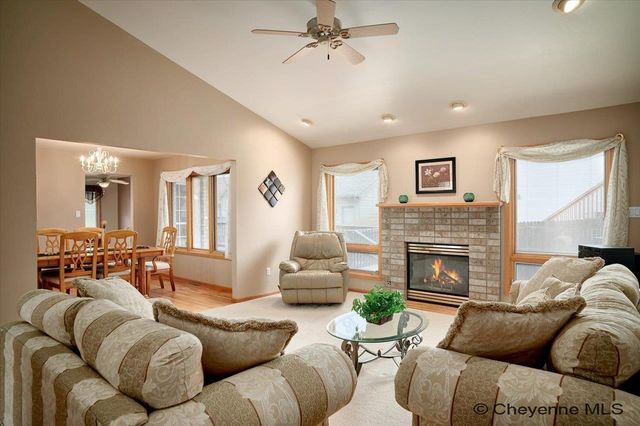 6224 NORTHVIEW DR, Cheyenne, WY 82009