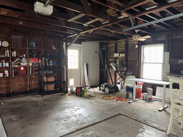 734 Maryland Ave, Port Allen, LA 70767