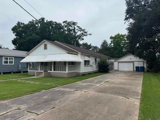 734 Maryland Ave, Port Allen, LA 70767