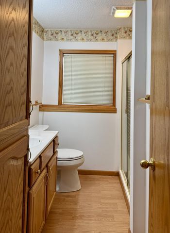 7431 Dupont Avenue N, Brooklyn Park, MN 55444