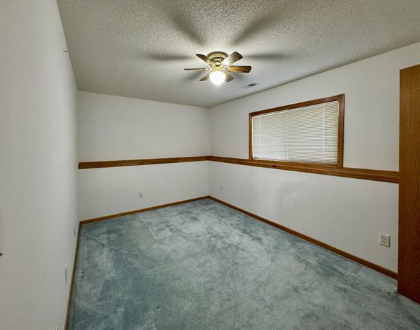 7431 Dupont Avenue N, Brooklyn Park, MN 55444