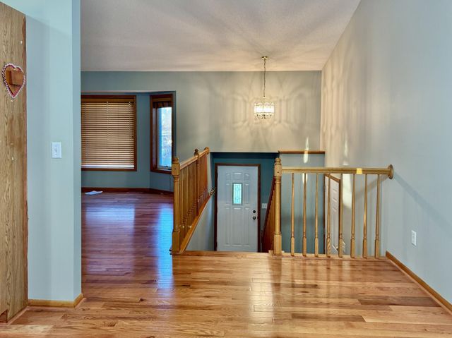 7431 Dupont Avenue N, Brooklyn Park, MN 55444