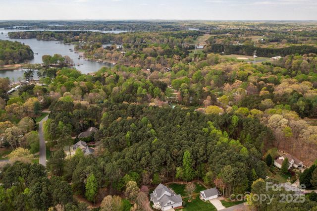 8487 Mayflower Court, Terrell, NC 94043