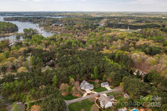 8487 Mayflower Court, Terrell, NC 94043