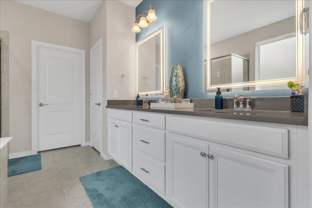 3210 S Linham Drive, Mansfield, TX 76084
