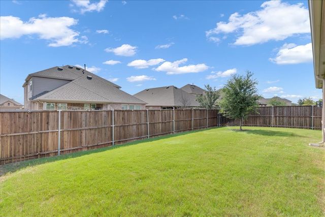 3210 S Linham Drive, Mansfield, TX 76084