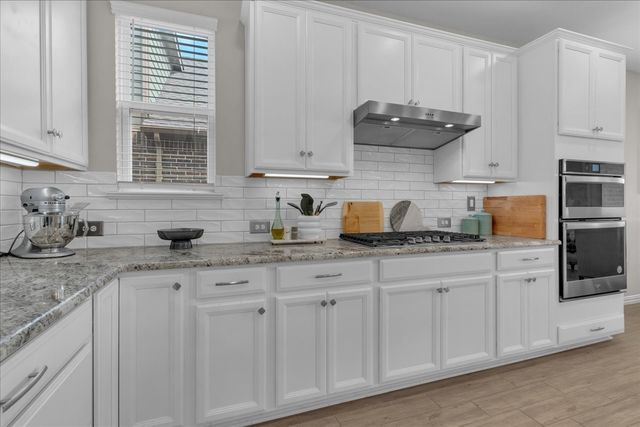 3210 S Linham Drive, Mansfield, TX 76084