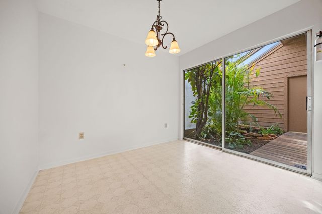 8011 Suspiro Drive, Houston, TX 77083