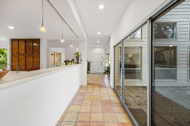 8011 Suspiro Drive, Houston, TX 77083