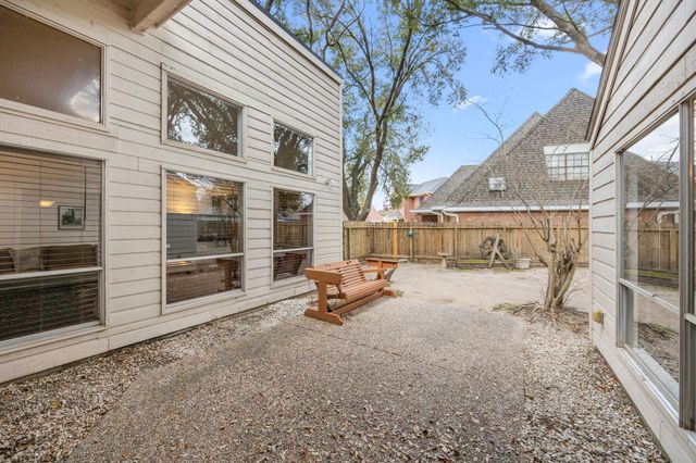 8011 Suspiro Drive, Houston, TX 77083