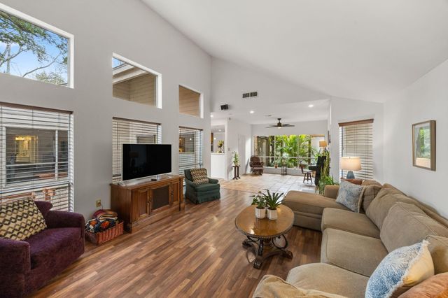 8011 Suspiro Drive, Houston, TX 77083