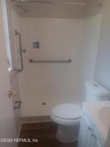7405 DEEPWOOD Drive, Jacksonville, FL 32244