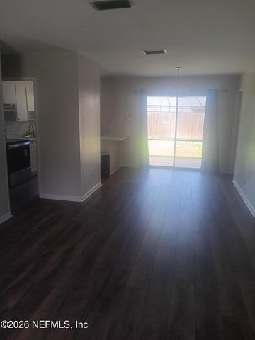 7405 DEEPWOOD Drive, Jacksonville, FL 32244