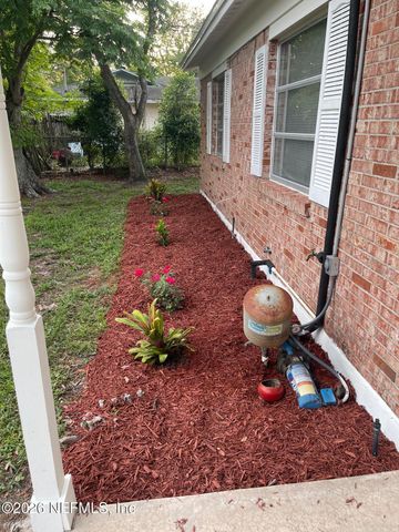 7405 DEEPWOOD Drive, Jacksonville, FL 32244