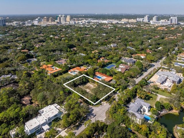 9790 SW 67th Ave, Pinecrest, FL 33156