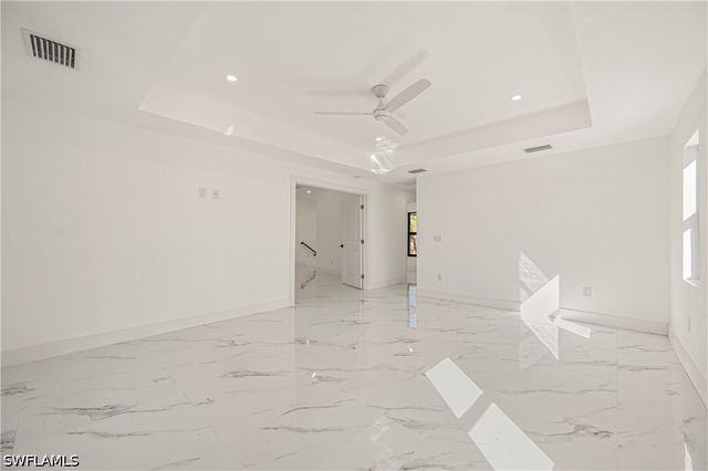 240 33rd AVE NE, Naples, FL 34120