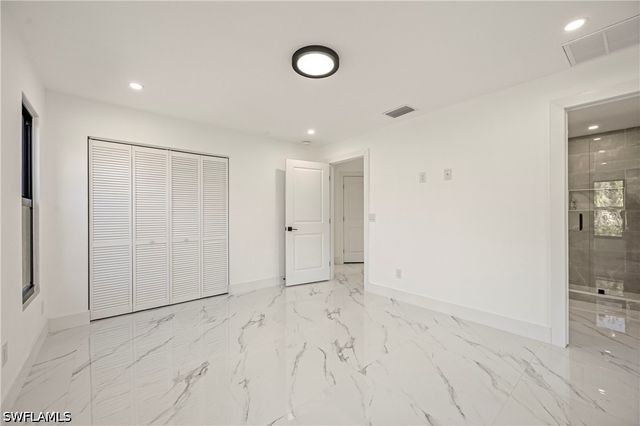 240 33rd AVE NE, Naples, FL 34120