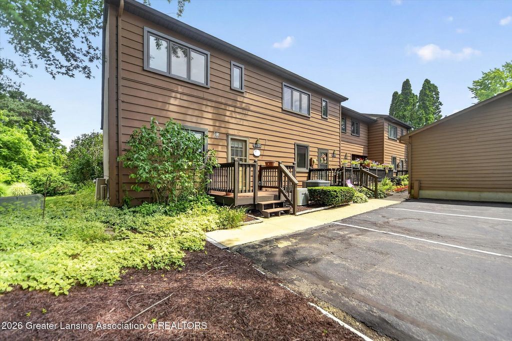 1400 Fortune Drive, East Lansing, MI 48823