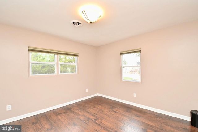 8018 FORDSON RD, Alexandria, VA 22306