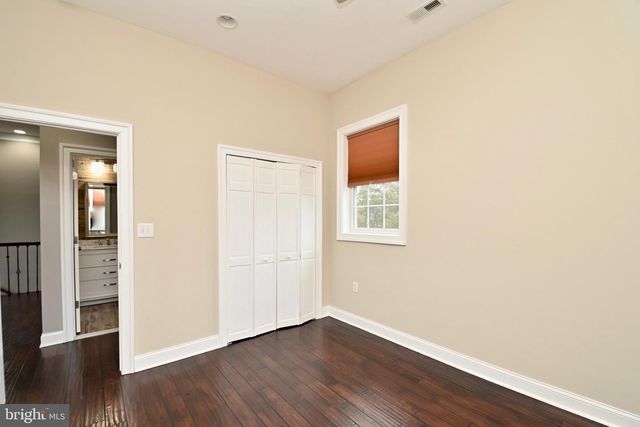 8018 FORDSON RD, Alexandria, VA 22306