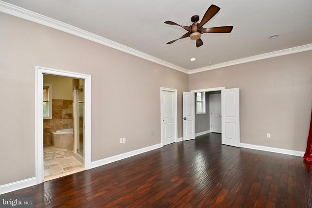 8018 FORDSON RD, Alexandria, VA 22306