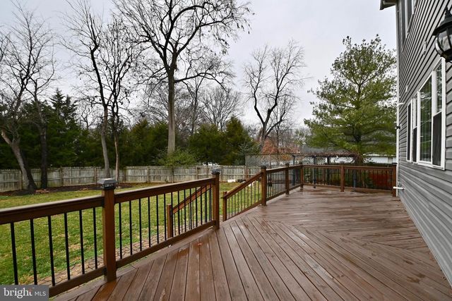 8018 FORDSON RD, Alexandria, VA 22306